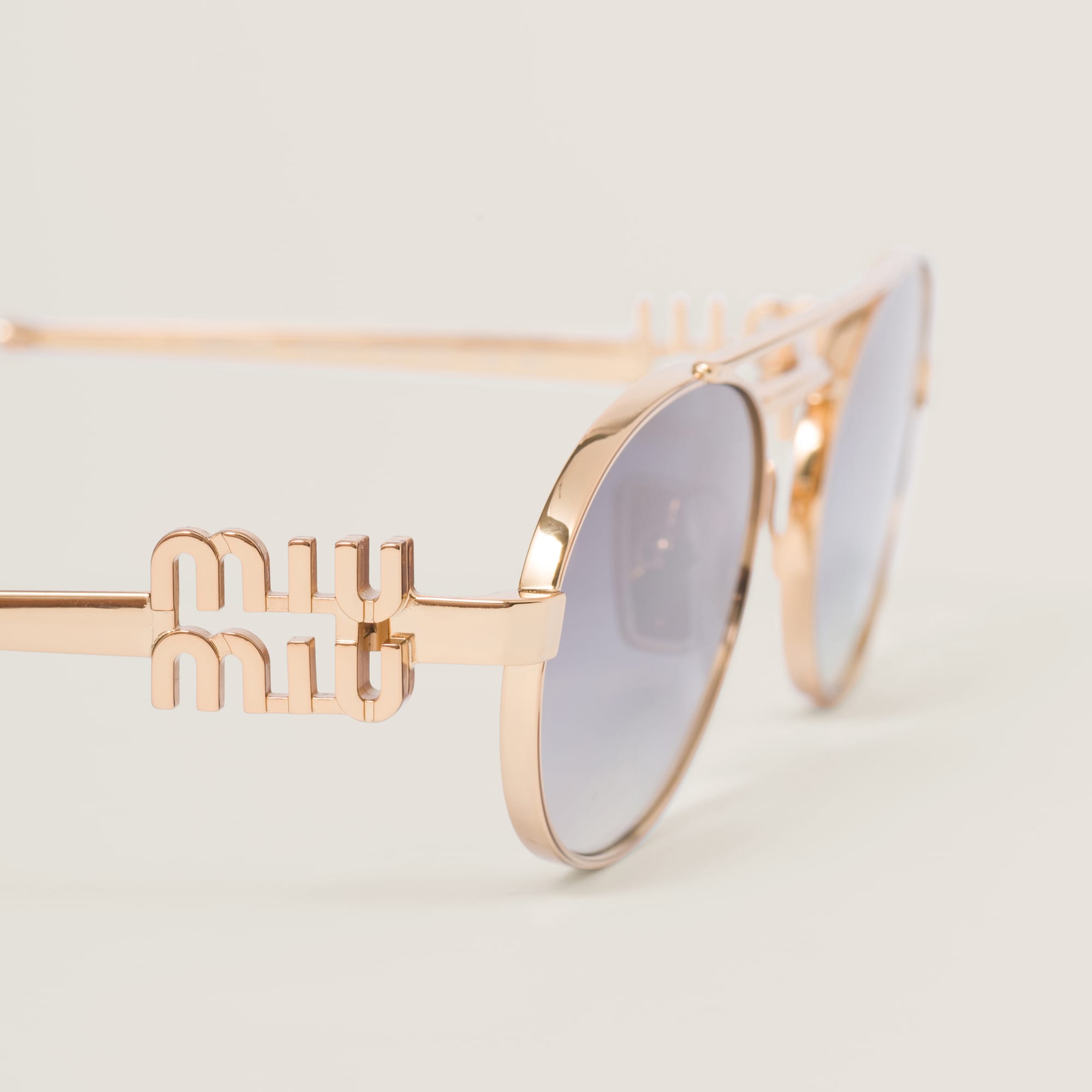 Miu Miu Logo sunglasses - Image 5